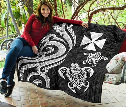 Wallis and Futuna Premium Quilt - White Tentacle Turtle