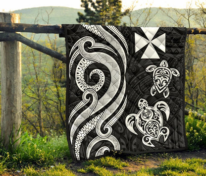 Wallis and Futuna Premium Quilt - White Tentacle Turtle