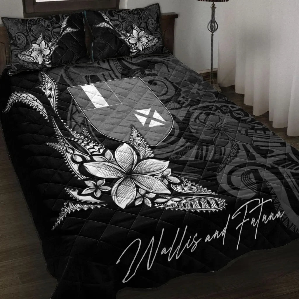 Wallis and Futuna Quilt Bed Set - Fish With Plumeria Flowers Style