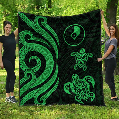 Yap Micronesian Premium Quilt - Green Tentacle Turtle
