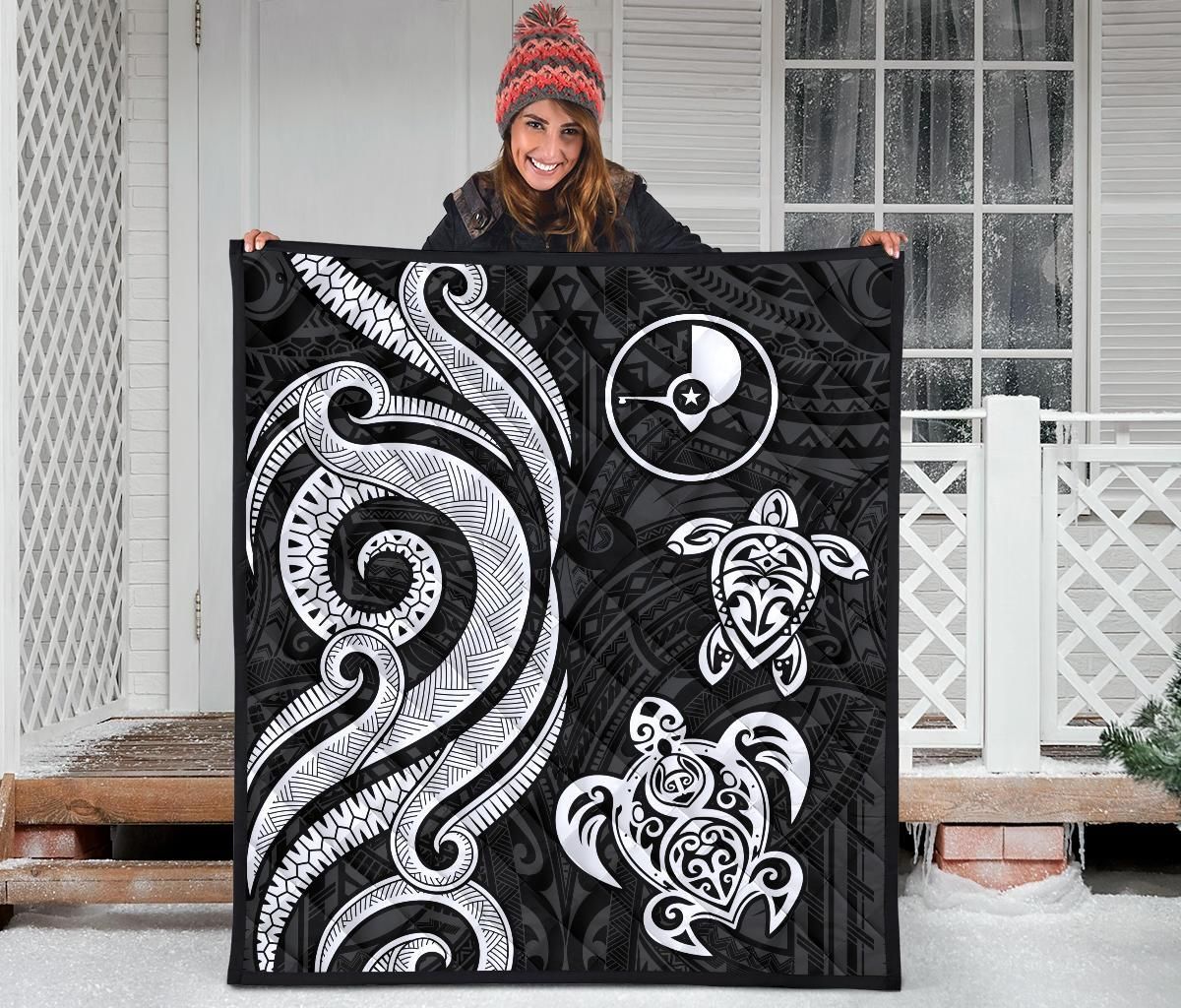 Yap Micronesian Premium Quilt - White Tentacle Turtle