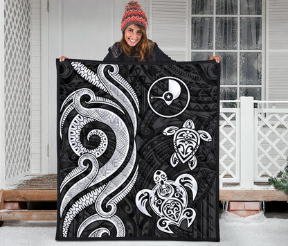 Yap Micronesian Premium Quilt - White Tentacle Turtle