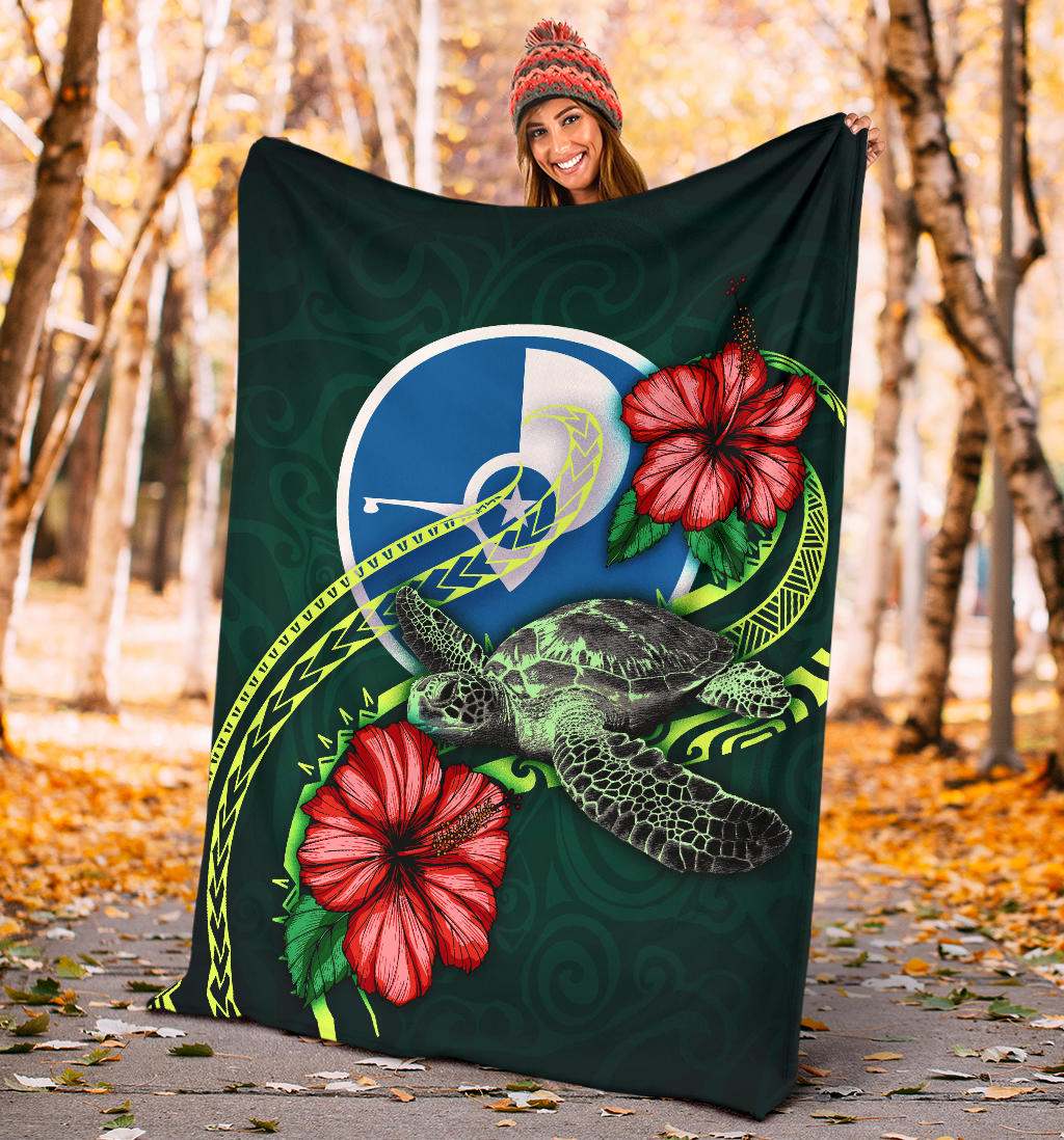 Yap Polynesian Premium Blanket - Green Turtle Hibiscus