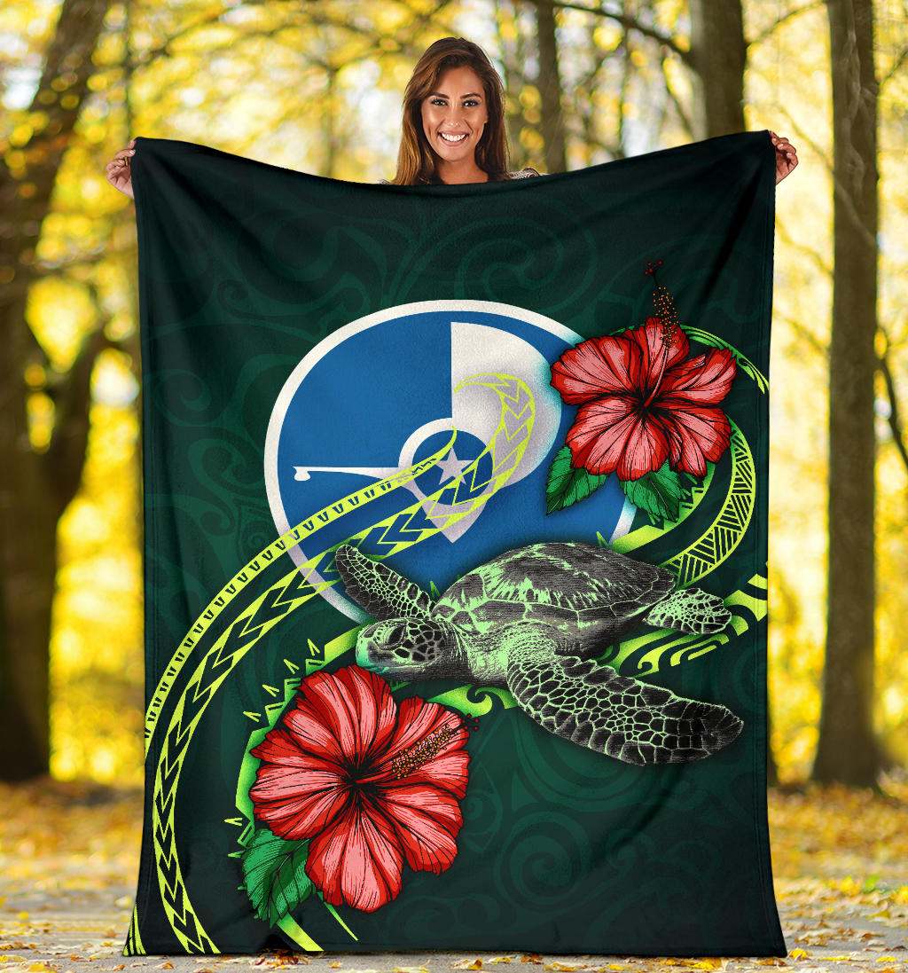 Yap Polynesian Premium Blanket - Green Turtle Hibiscus