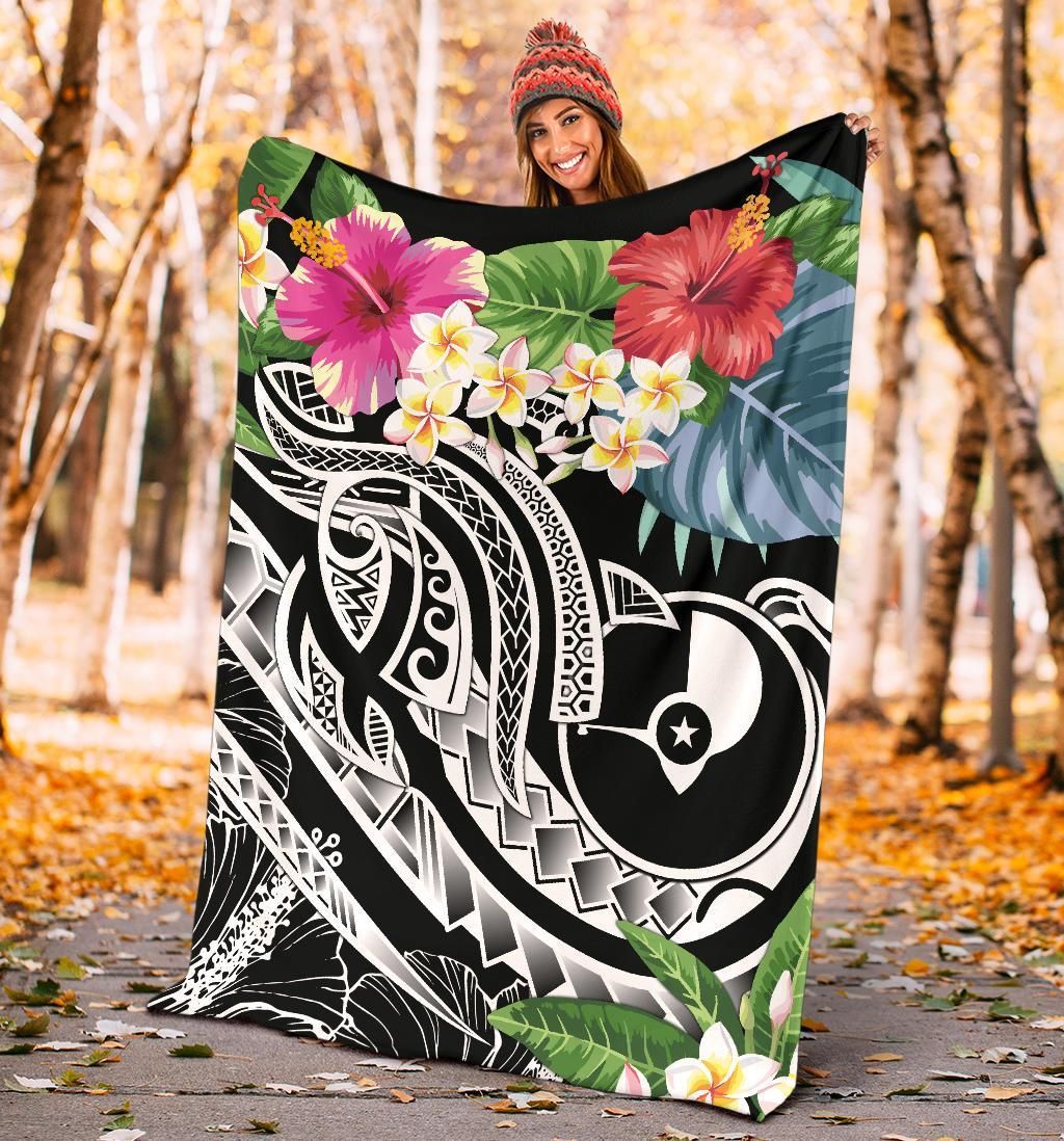 Yap Polynesian PREMIUM BLANKET - Summer Plumeria (Black)