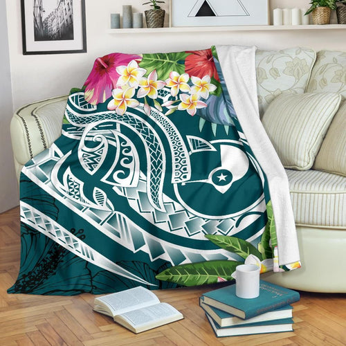 Yap Polynesian Premium Blanket - Summer Plumeria (Turquoise)