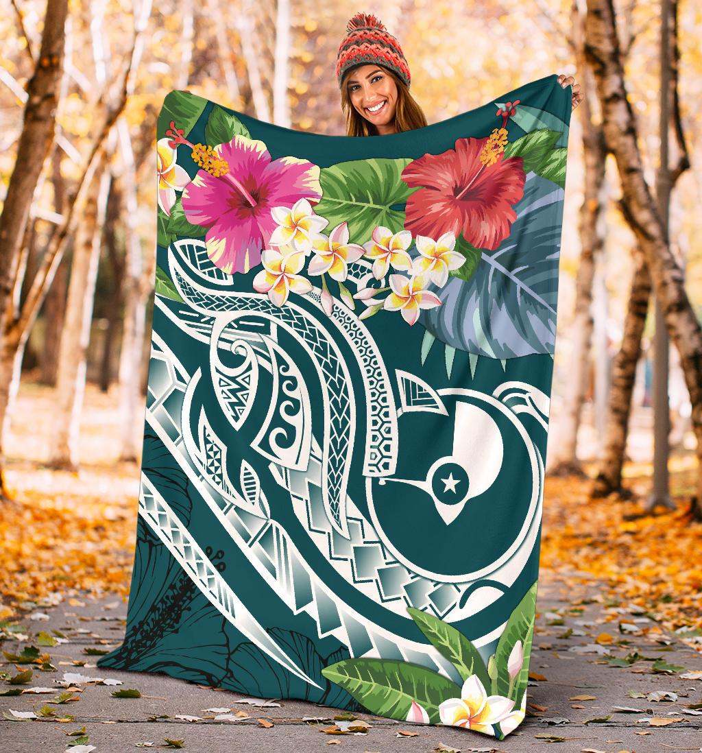 Yap Polynesian Premium Blanket - Summer Plumeria (Turquoise)