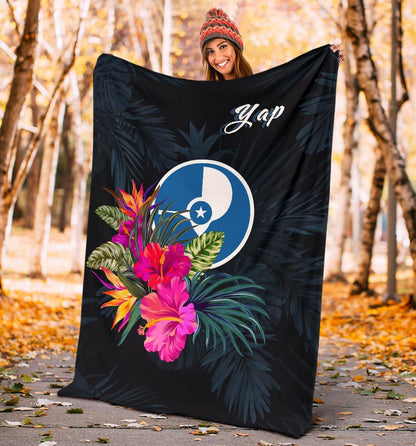 Yap Polynesian Premium Blanket - Tropical Flower