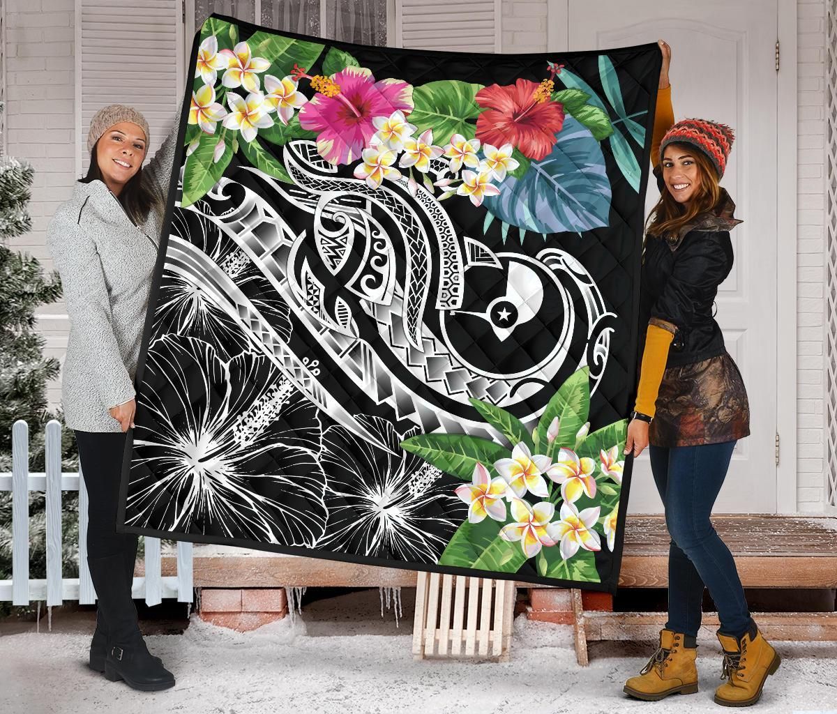 YAP Polynesian Premium Quilt - Summer Plumeria (Black)