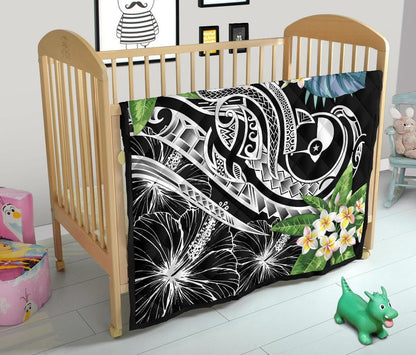 YAP Polynesian Premium Quilt - Summer Plumeria (Black)