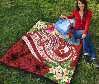 YAP Polynesian Premium Quilt - Summer Plumeria (Red)