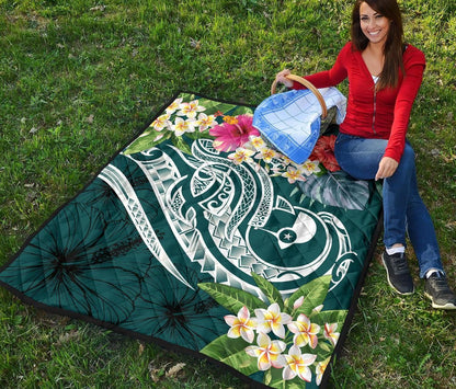 YAP Polynesian Premium Quilt - Summer Plumeria (Turquoise)