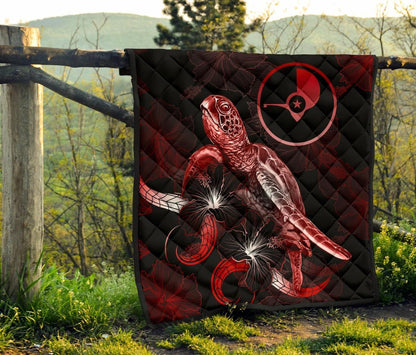 Yap Polynesian Premium Quilt - Turtle With Blooming Hibiscus Red