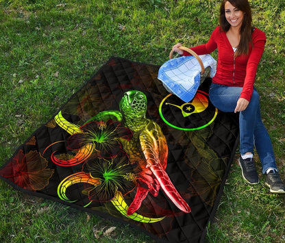 Yap Polynesian Premium Quilt - Turtle With Blooming Hibiscus Reggae