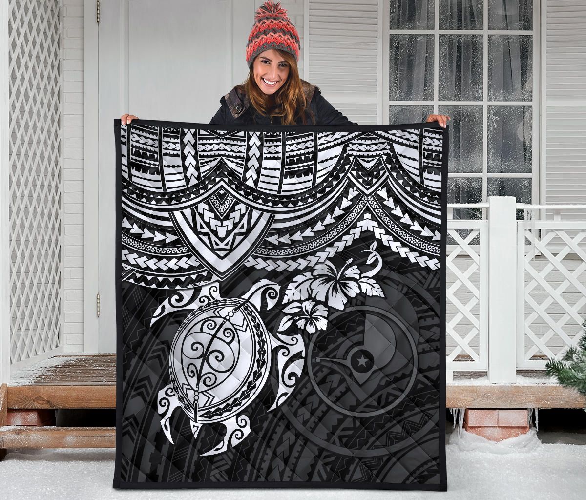 Yap Polynesian Premium Quilt - White Turtle