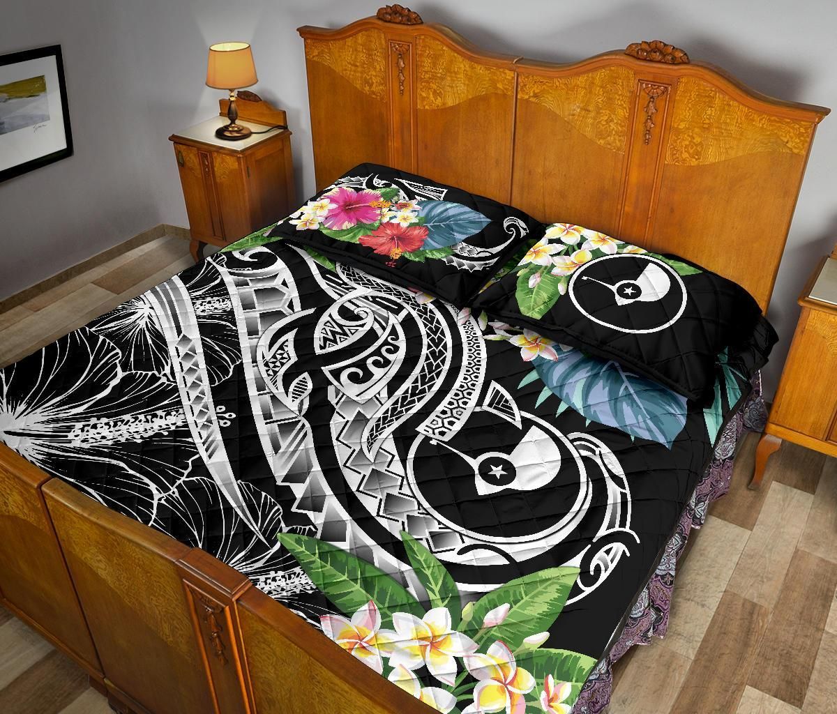 Yap Polynesian Quilt Bed Set - Summer Plumeria (Black)