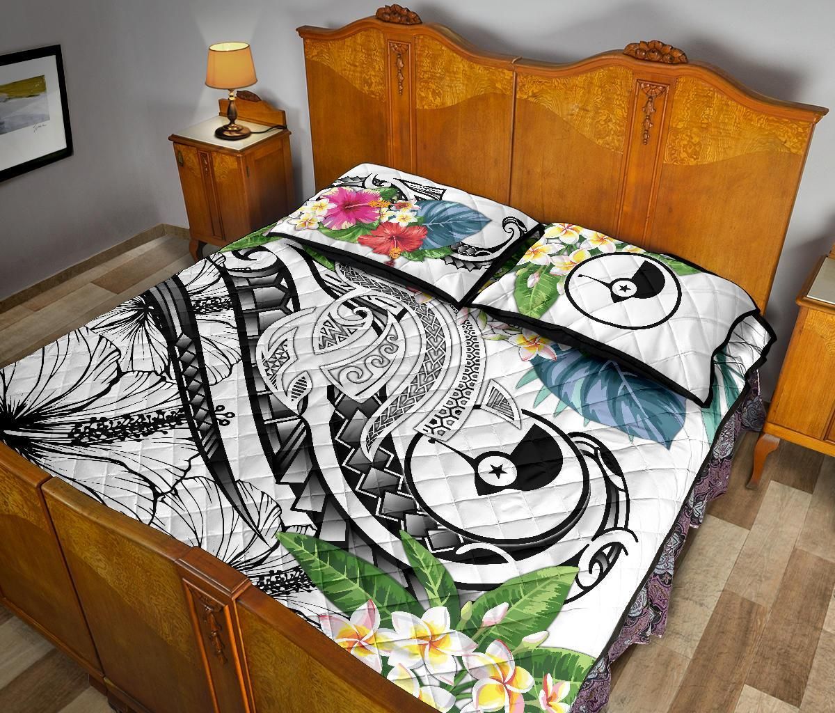 Yap Polynesian Quilt Bed Set - Summer Plumeria (White)