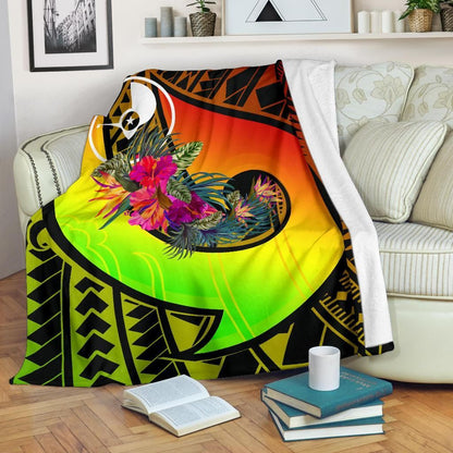 Yap Premium Blanket - Polynesian Hook And Hibiscus (Reggae)
