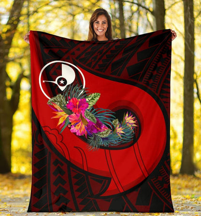 Yap Premium Blanket - Polynesian Hook And Hibiscus (Red)