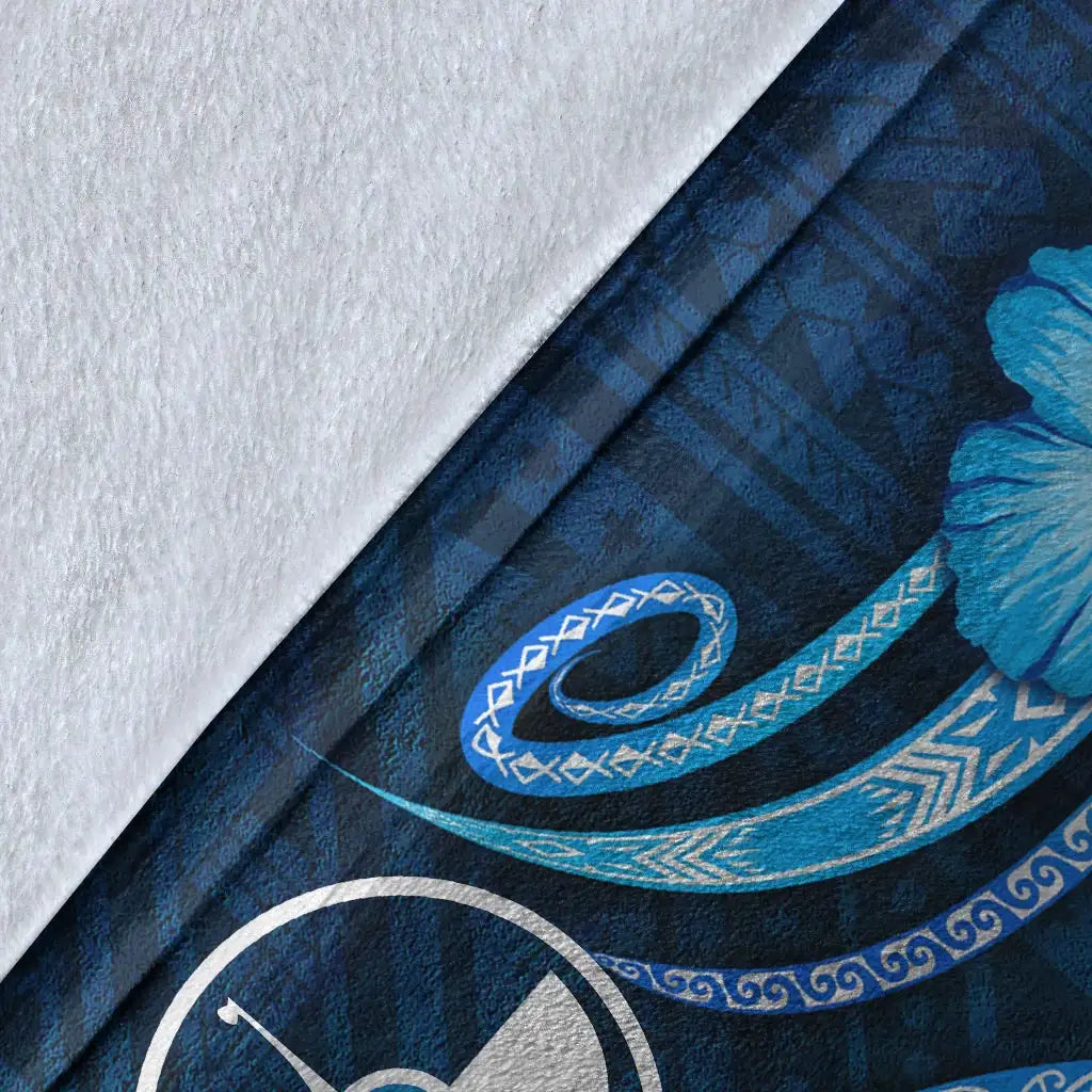 Yap Premium Blanket - Turtle and Tribal Tattoo Of Polynesian