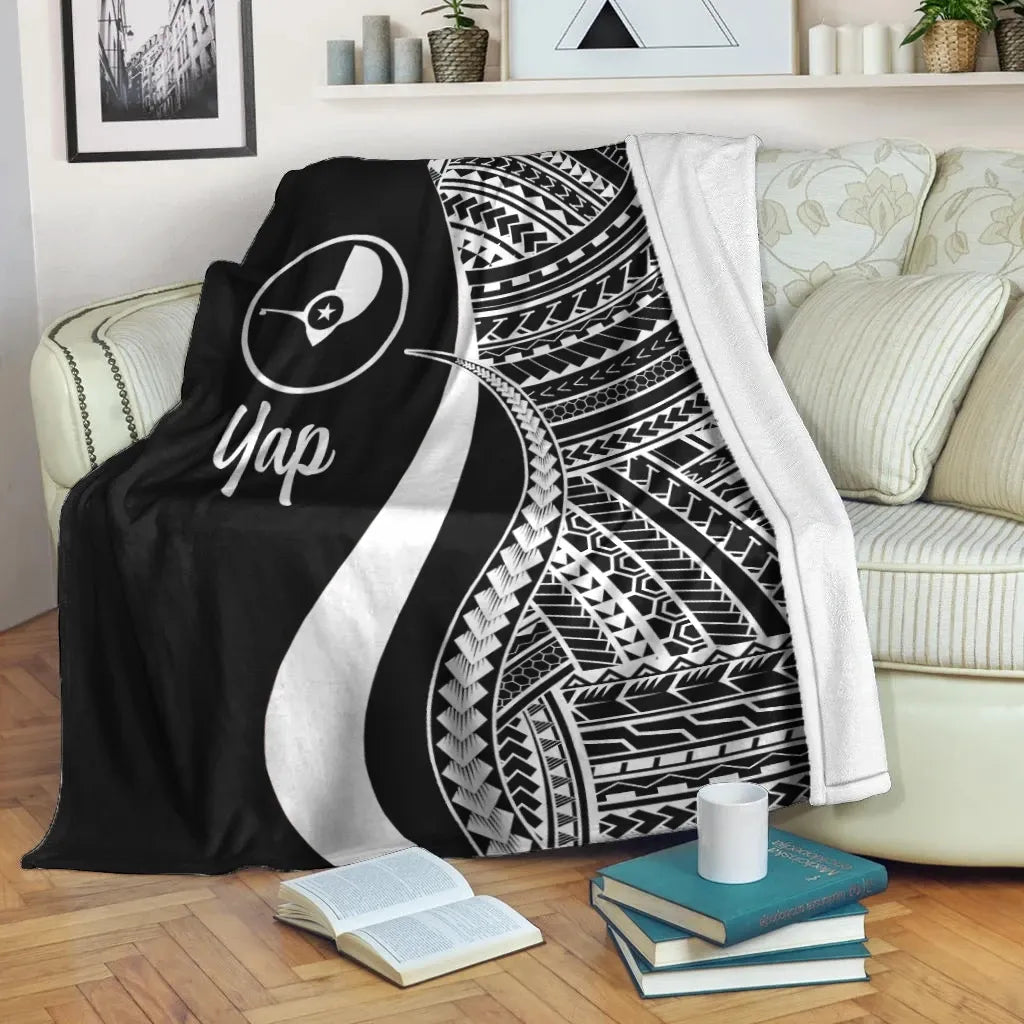 Yap Premium Blanket - White Polynesian Tentacle Tribal Pattern
