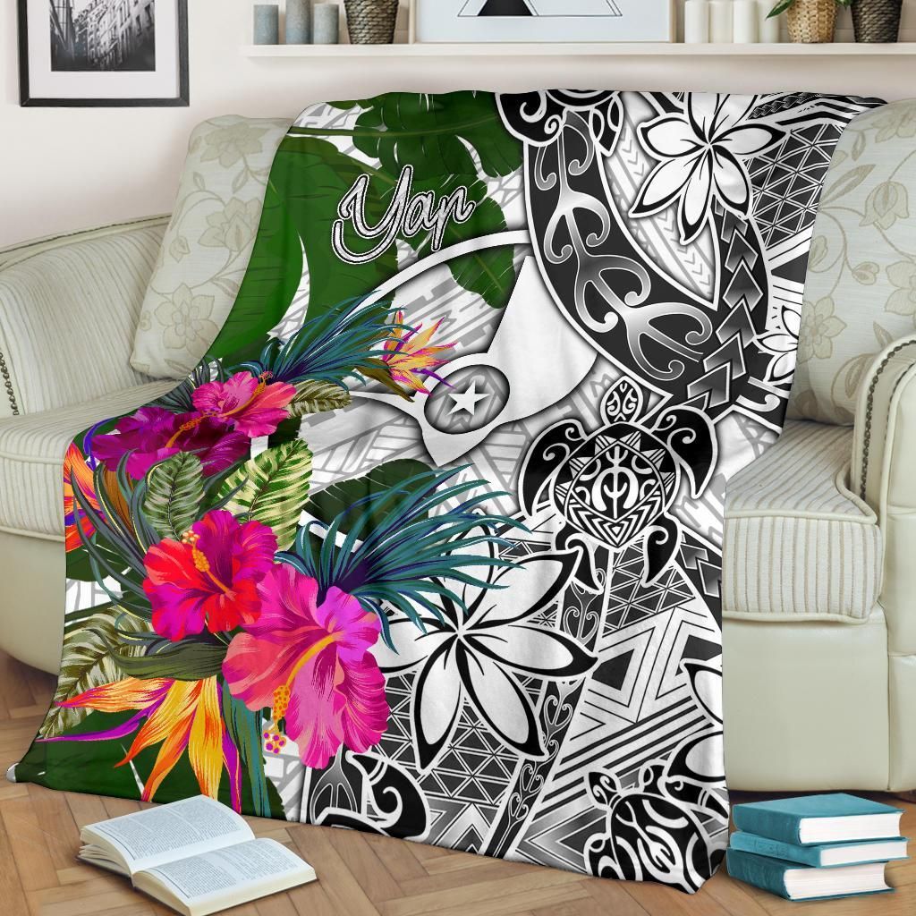 Yap Premium Blanket White - Turtle Plumeria Banana Leaf