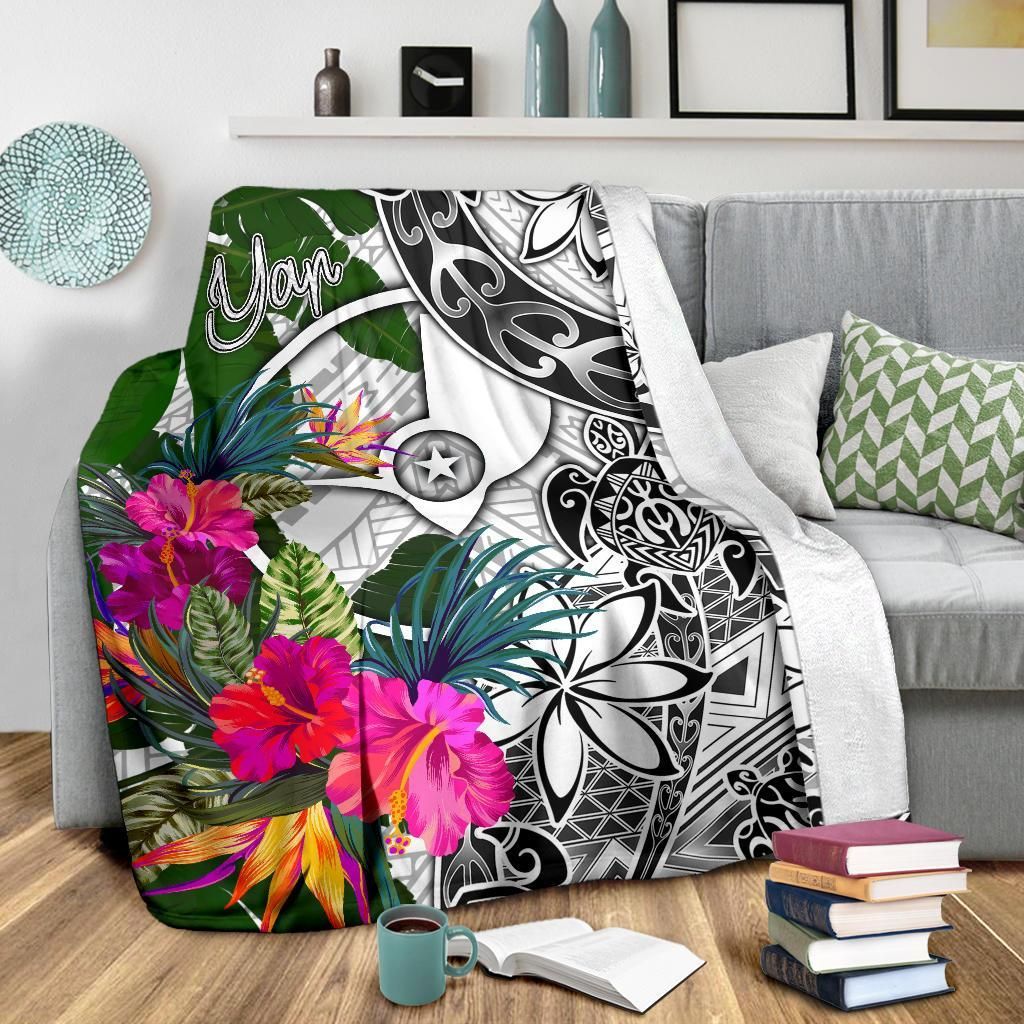 Yap Premium Blanket White - Turtle Plumeria Banana Leaf