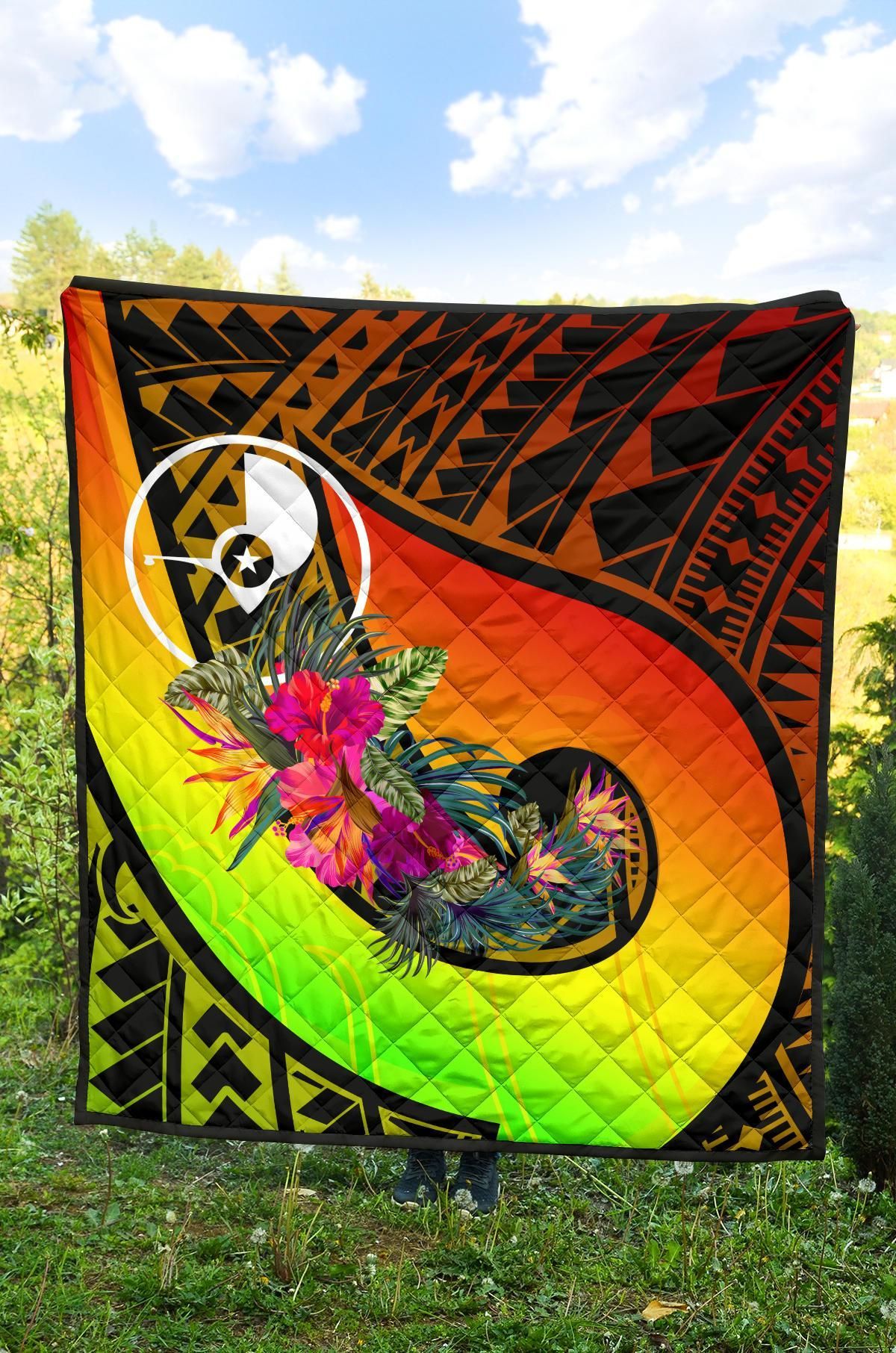 Yap Premium Quilt - Polynesian Hook And Hibiscus (Reggae)