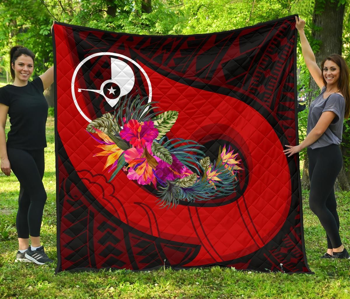 Yap Premium Quilt - Polynesian Hook And Hibiscus (Red)