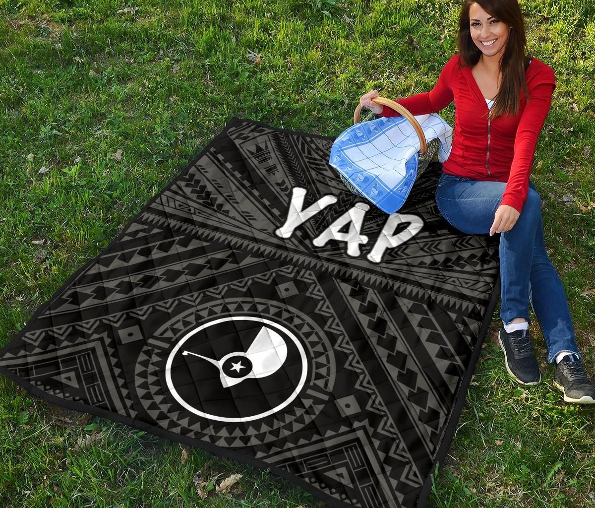 Yap Premium Quilt - Yap Seal With Polynesian Tattoo Style