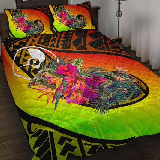 Yap Quilt Bed Set - Polynesian Hook And Hibiscus (Reggae)