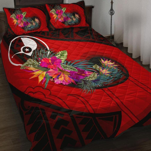 Yap Quilt Bed Set - Polynesian Hook And Hibiscus (Red)