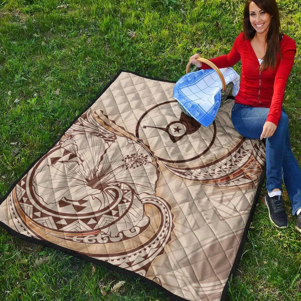 Yap State Premium Quilt - Hibiscus Flowers Vintage Style