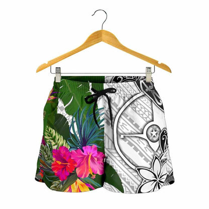 Yap Women Shorts White - Turtle Plumeria Banana Leaf